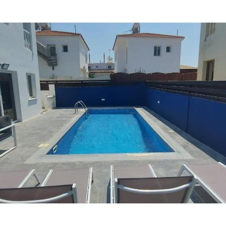 Stylish Villa Paralimni Eksteriør billede