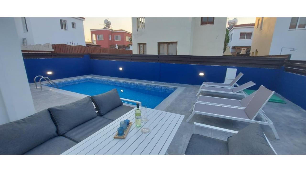 Stylish Villa Paralimni Eksteriør billede