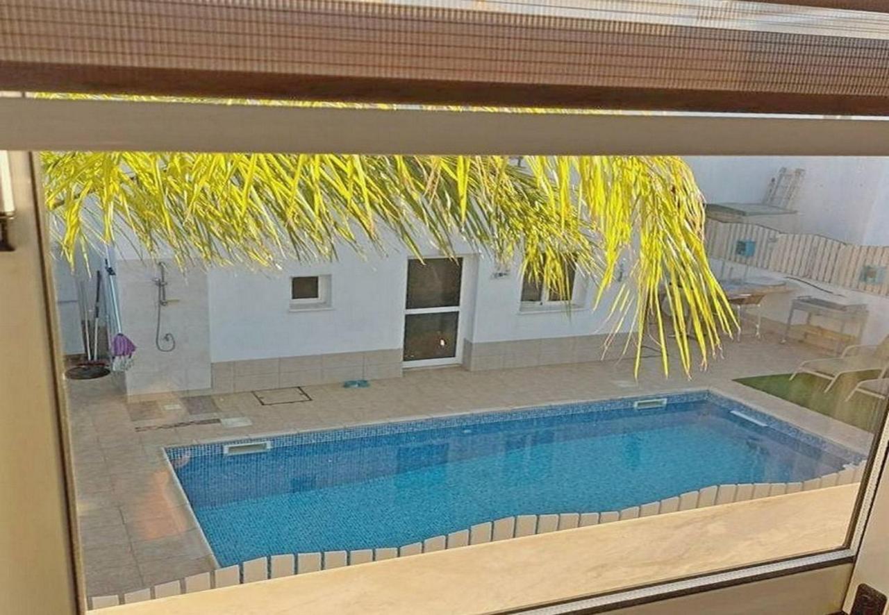 Stylish Villa Paralimni Eksteriør billede